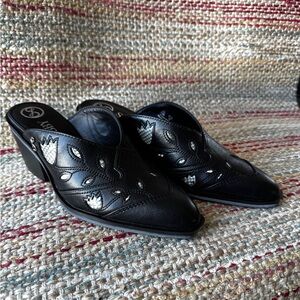 Sam & Libby Floren Western-Look Mules Size 7.5